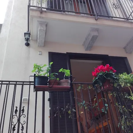 Bed & Breakfast Home&beer 3*