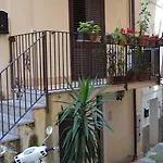 Bed and breakfast & Beer Taormina