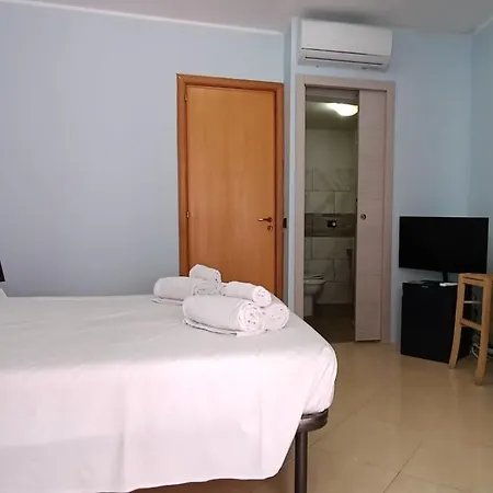 فندق مبيت وإفطار & Beer تاورمينا